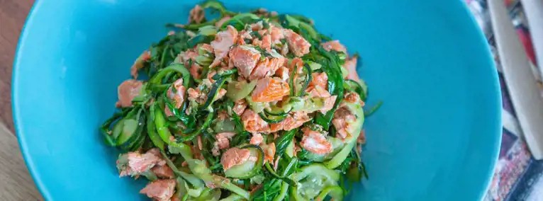 Zuchini Noodles With Salmon