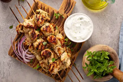Chicken Souvlaki And Tzatziki Sauce