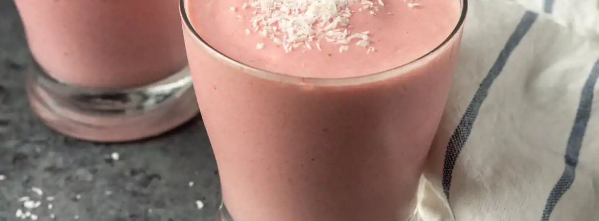 Strawberry Coconut Collagen Smoothie