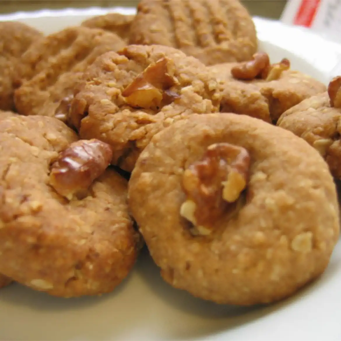 Viva's Ultimate Oatmeal Cookies with Walnut