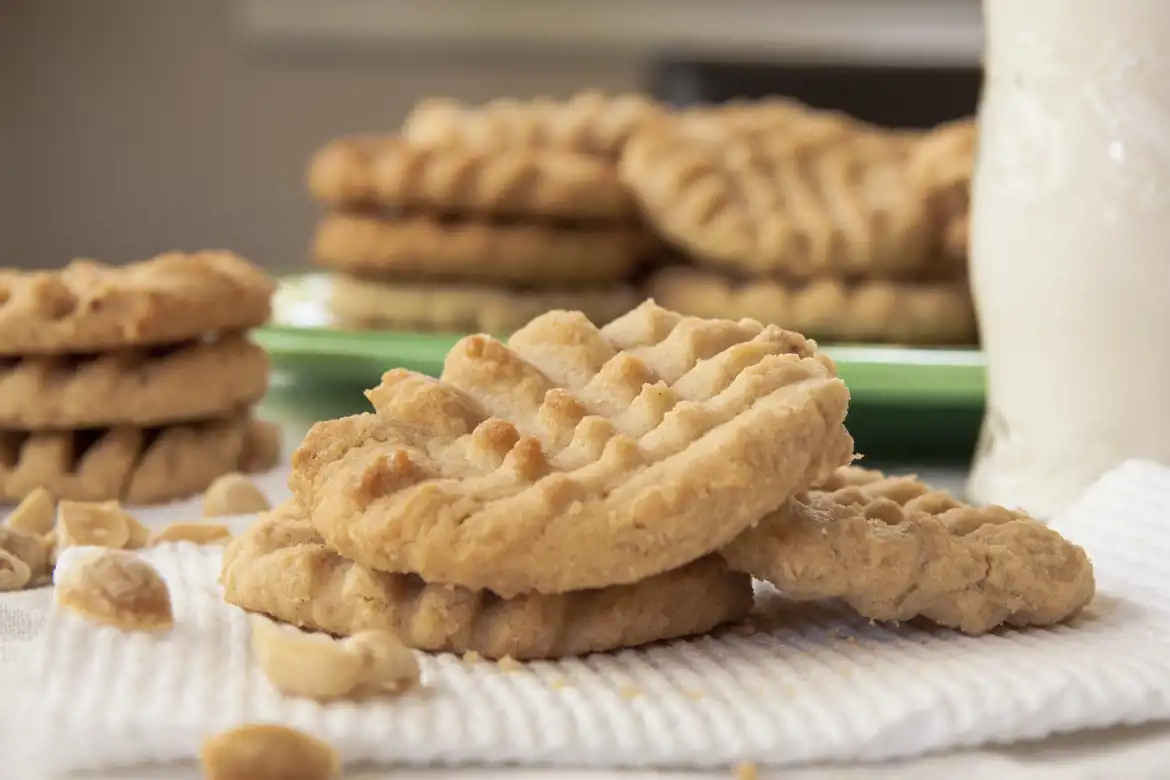 3-Ingredient Peanut Butter Cookies