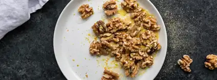 Cheezy Walnuts