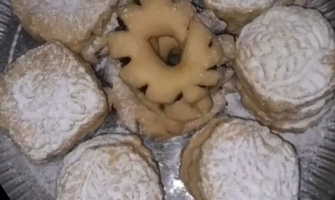 Crumbly ma3mool